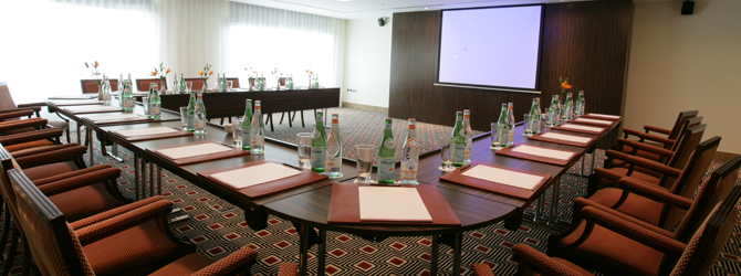 Auris Plaza Hotel Meeting Rooms, Halls & Venue Booking