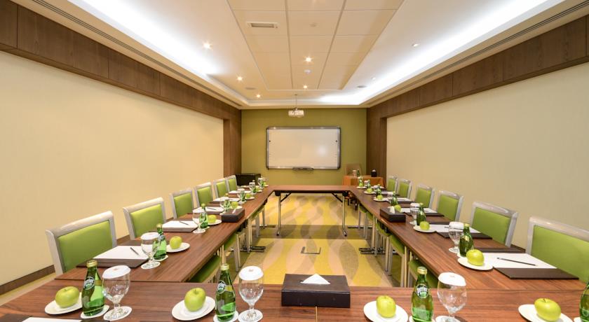 Copthorne Hotel Dubai Meeting Rooms, Halls & Venue Booking