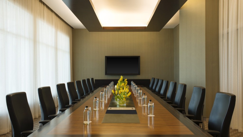 sheraton dubai mall meeting room