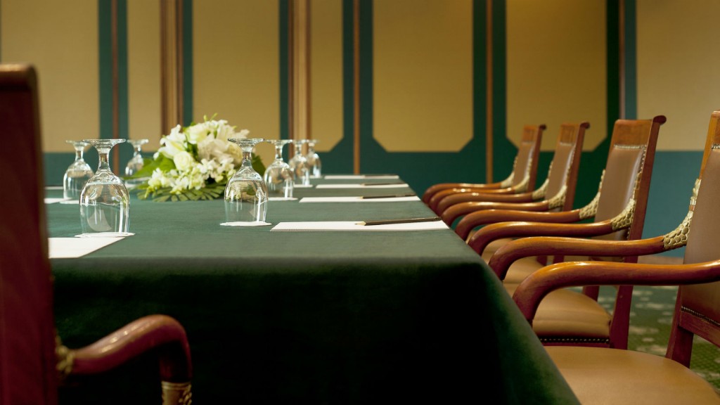 Granada-Meeting-Room-le-meridien-dubai