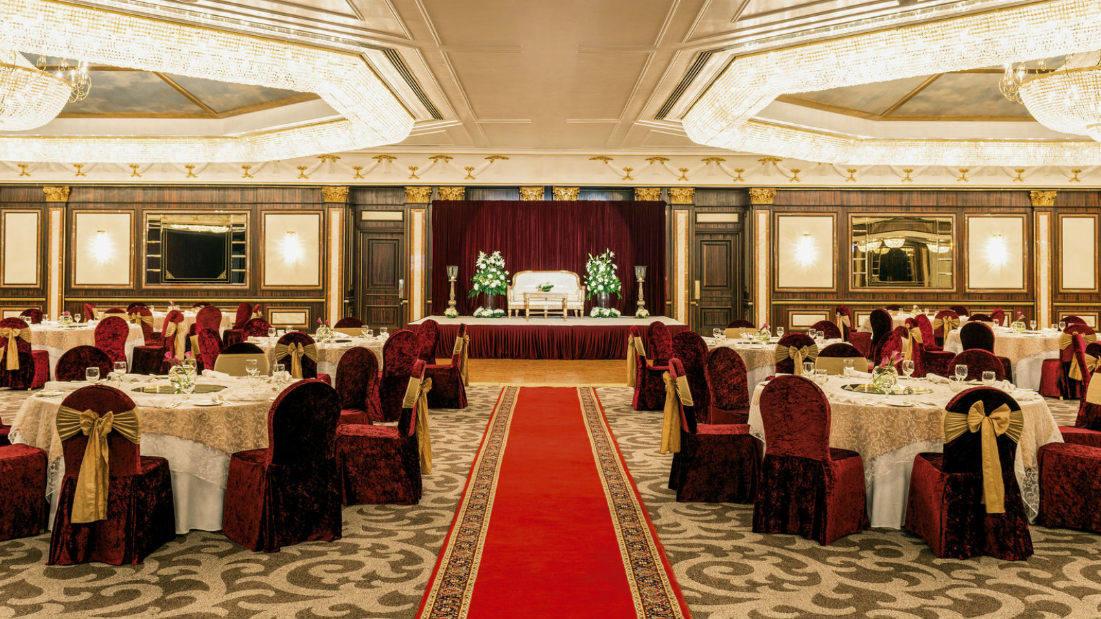 falcon-ballroom-le-meridien-dubai-airport-hotel