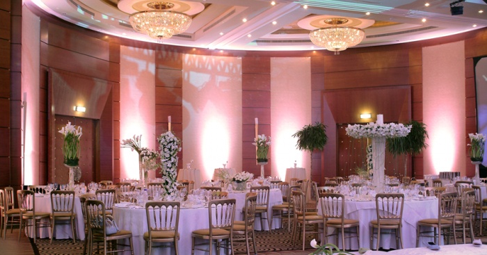 Amwaj Rotana wedding hall setup2