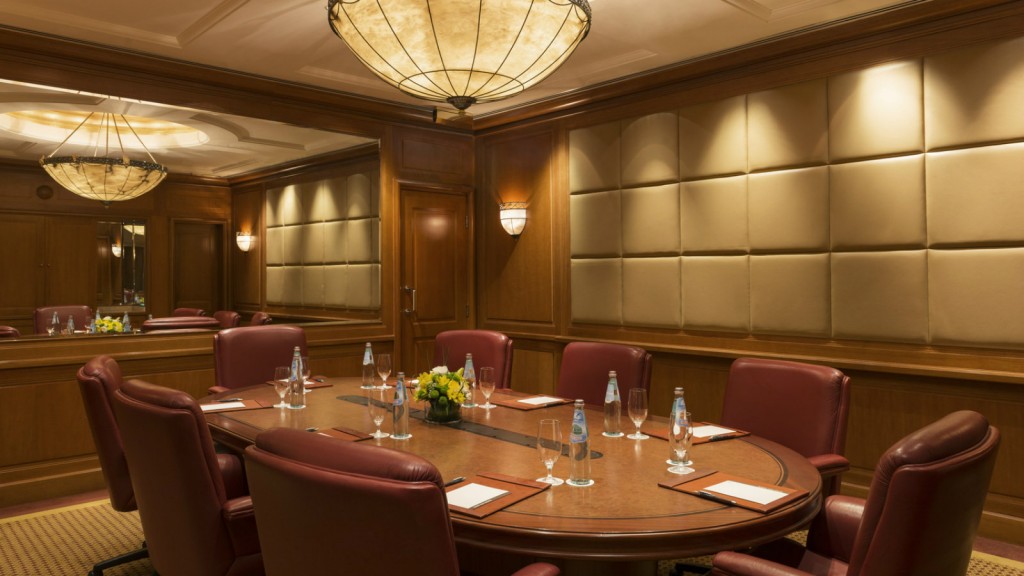 Sheraton Dubai Creek Hotel meeting room