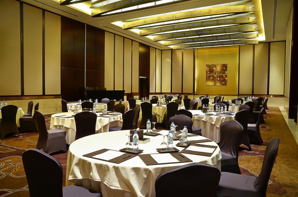 Al Ghurair Arjaan by Rotana wedding hall2